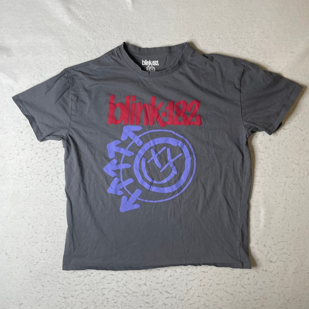 Blink-182 T-Shirt Mens Large Gray Graphic Smiley Face‎ Rock Band Short Sleeve